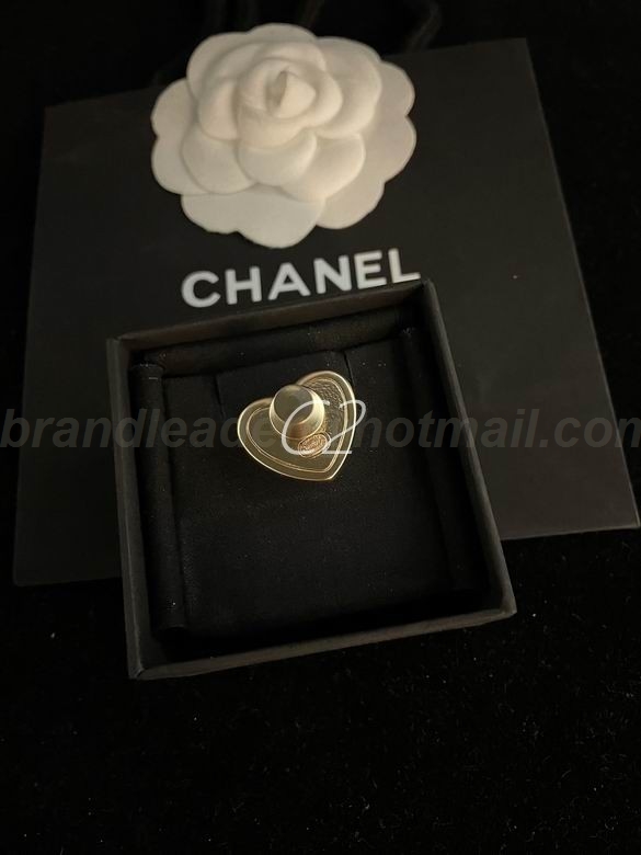 Chanel Brooch 535